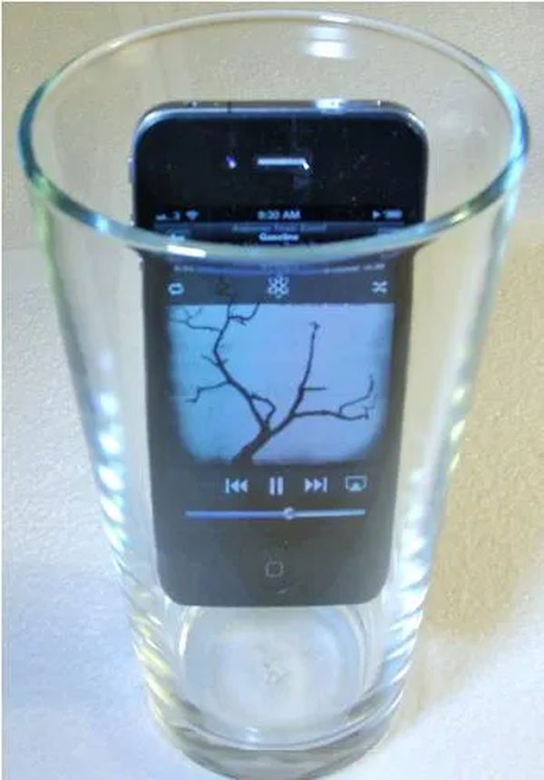 figure 3 use a pint glass as an echo chamber to boost your iphones output